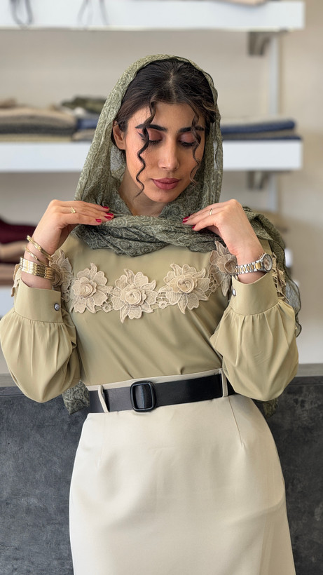 شومیز سینه گل رز